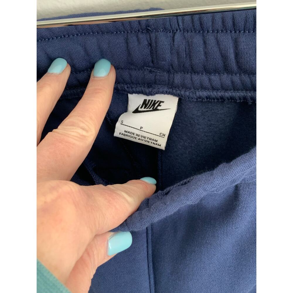 Nike Standard Fit Navy Sweatpants NWT size small - Picture 2 of 6